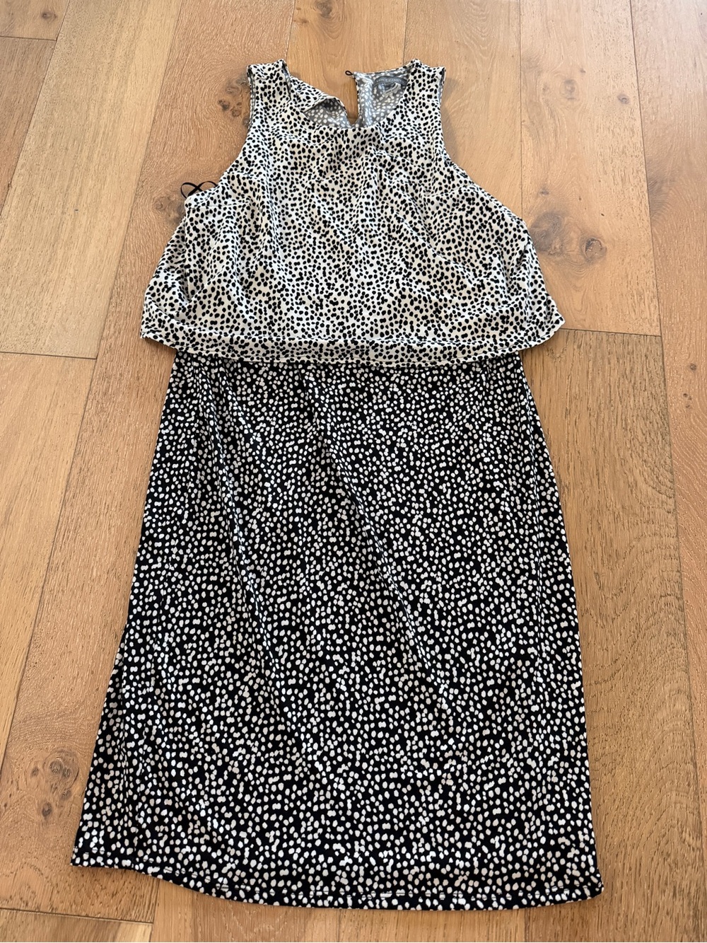 Vince Camuto Black and White Polka-Print Sleeveless Blouson Dress